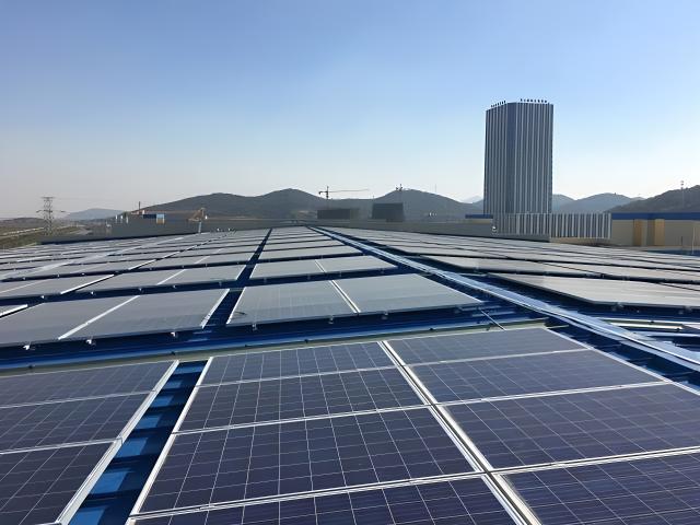 Roof photovoltaic